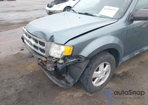 2012 Ford Escape Xlt z USA, uszkodzony, nr VIN 1FMCU0DG6CKC85526